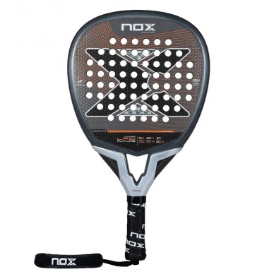 NOX AT10 vs HEAD DELTA PRO *PADEL RACKET REVIEW* - the4Set Padel 