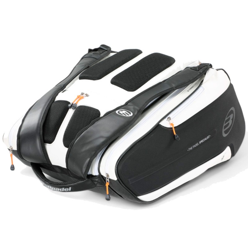 Bullpadel BPP-25012 Hack White 2025 Padel Bag Bullpadel BPP-25012 Hack White 2025 Padel Bag