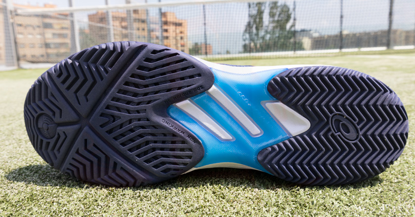 One of the soles of the Solution Swift combines a wider herringbone for optimal grip