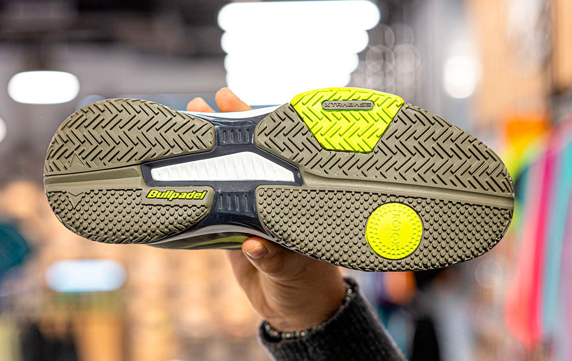 Mixed sole shoes Bullpadel